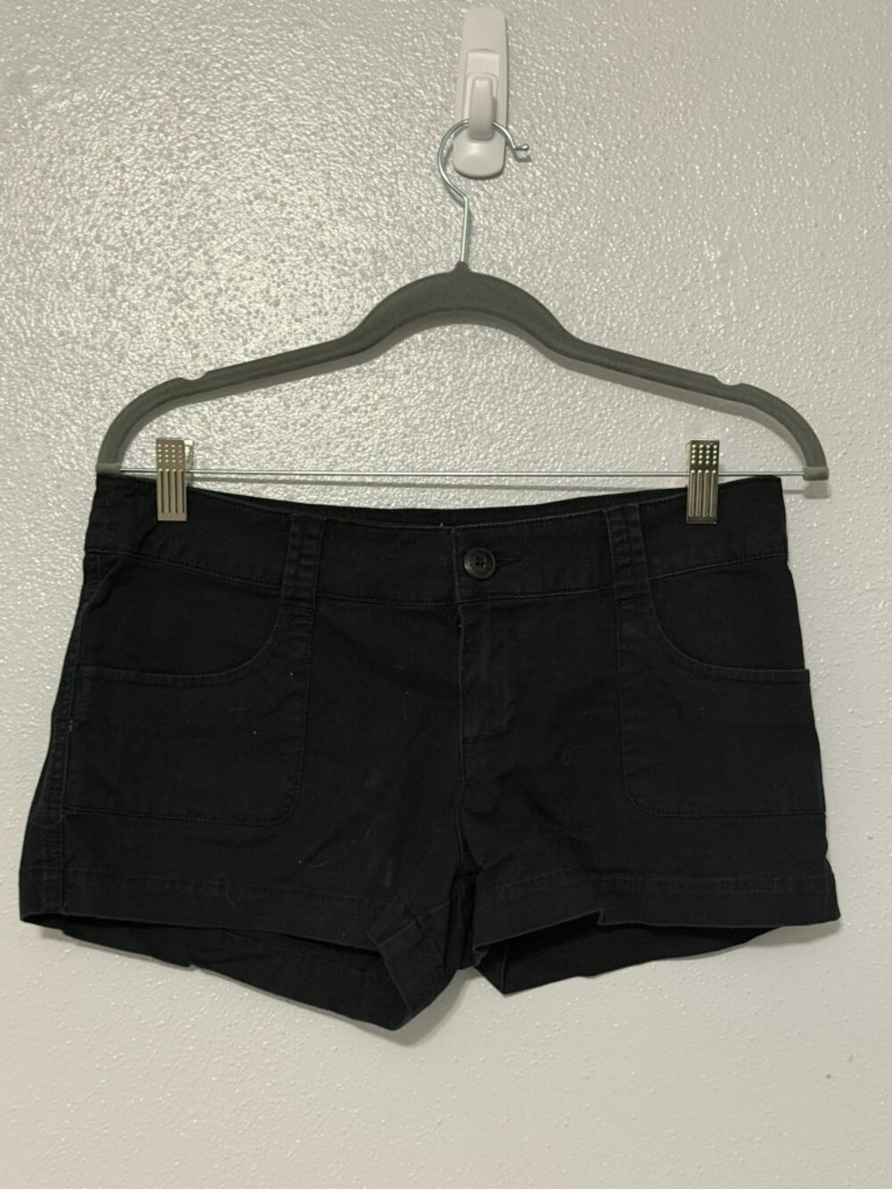 Mossimo Supply Co Black Low Rise Chino Shorts Size 9